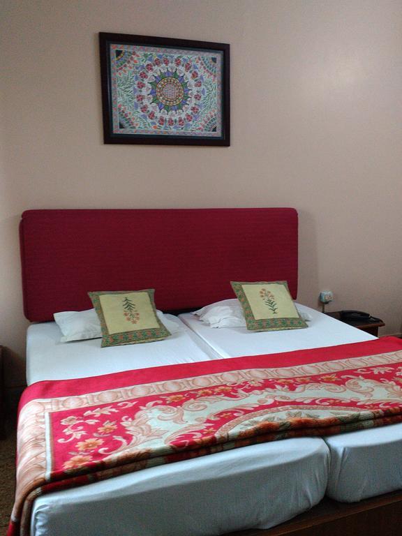 Hotel Ajaya Варанаси Стая снимка