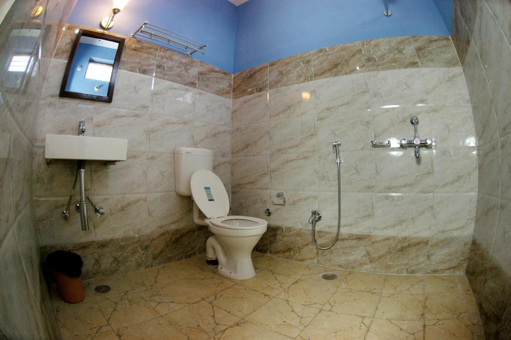 Hotel Ajaya Варанаси Стая снимка